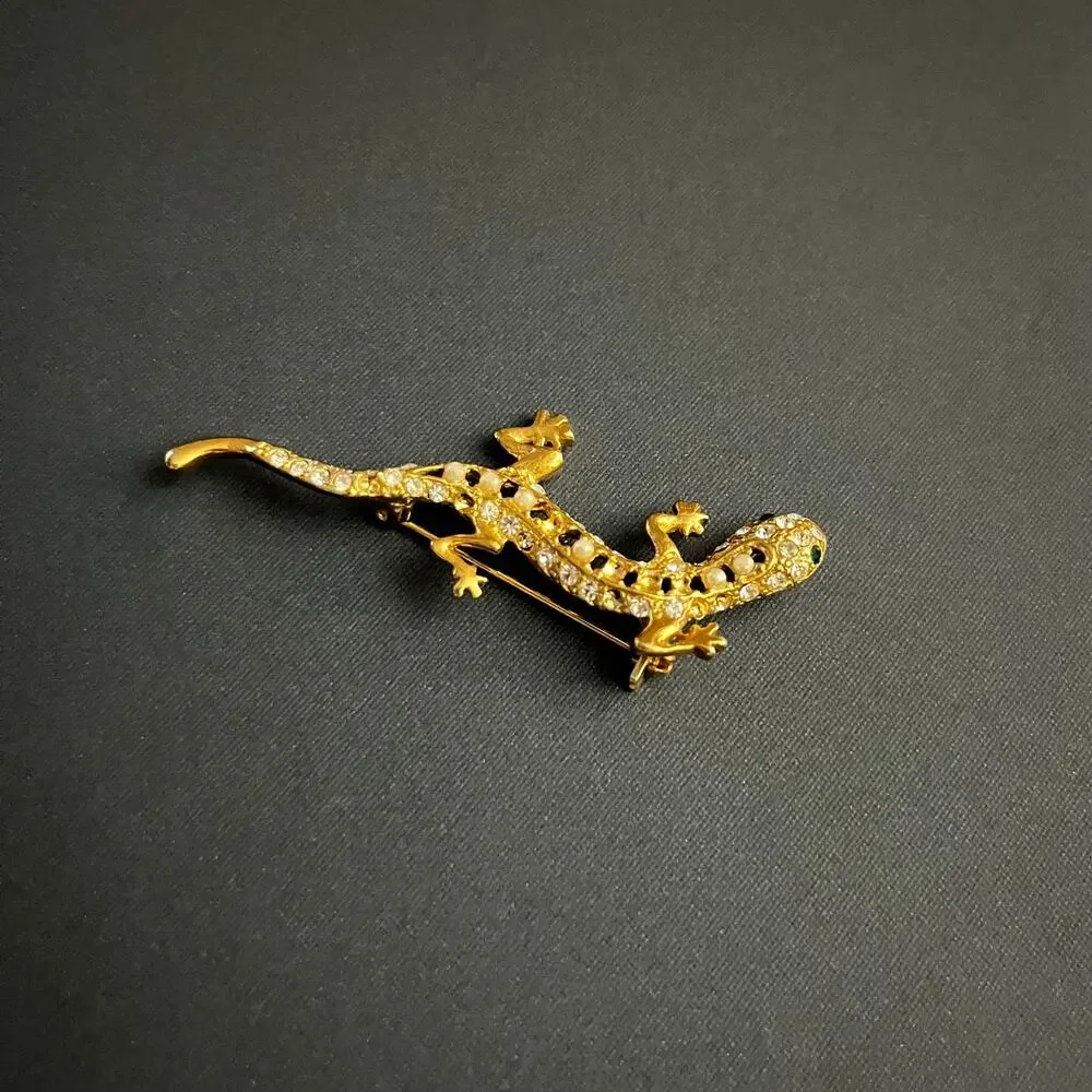 Gold Tone Gecko Lizard Brooch Rhinestone Greeb Eyes Animal Pin Statement‎ 2.75